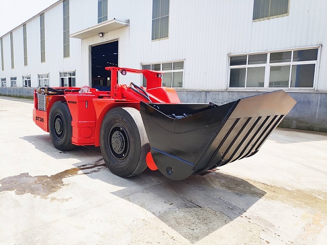 Подземная погрузочно-доставочная машина SCOOPTRAM ST30 